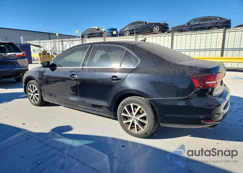 2017 Volkswagen Jetta Se z USA, uszkodzony, nr VIN 3VWDB7AJ5HM396315